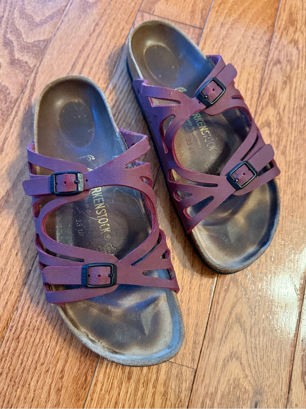 Birkenstock Granada Footbed Leather Sandals Size 40 US 9-9.5 Burgundy Nubuck